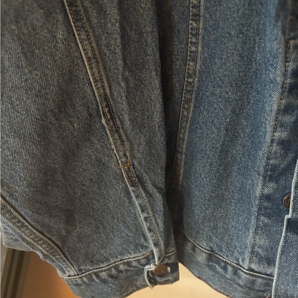 Levi Strauss Signature Denim Trucker Jacket 4XL — Classic Blue Jean Jacket - Picture 6 of 9